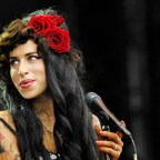 Экспертка по алкоголю посмотрела байопик Эми Уайнхаус и осталась не очень довольна