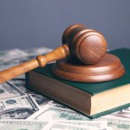 Андреа Уитакер увеличили размер залога до 15 миллионов долларов