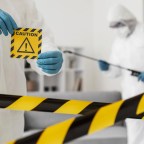 Человек-отбеливатель. Что специалист по экстремальной уборке узнал о жизни за 25 лет работы: S03EP67