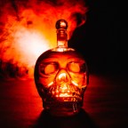 В Британии мужчину обвинили в продаже яда женщине, которая покончила с собой