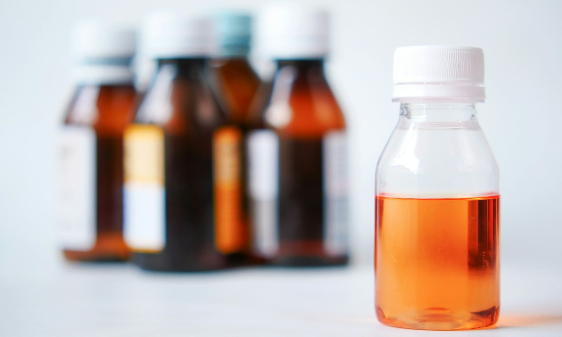 Женщину из Техаса обвиняют в попытке утопить троих детей после отравления лекарством