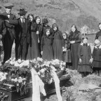 Символизм на кладбище: как растения на могилах выражают почтение тем, кто в них лежит