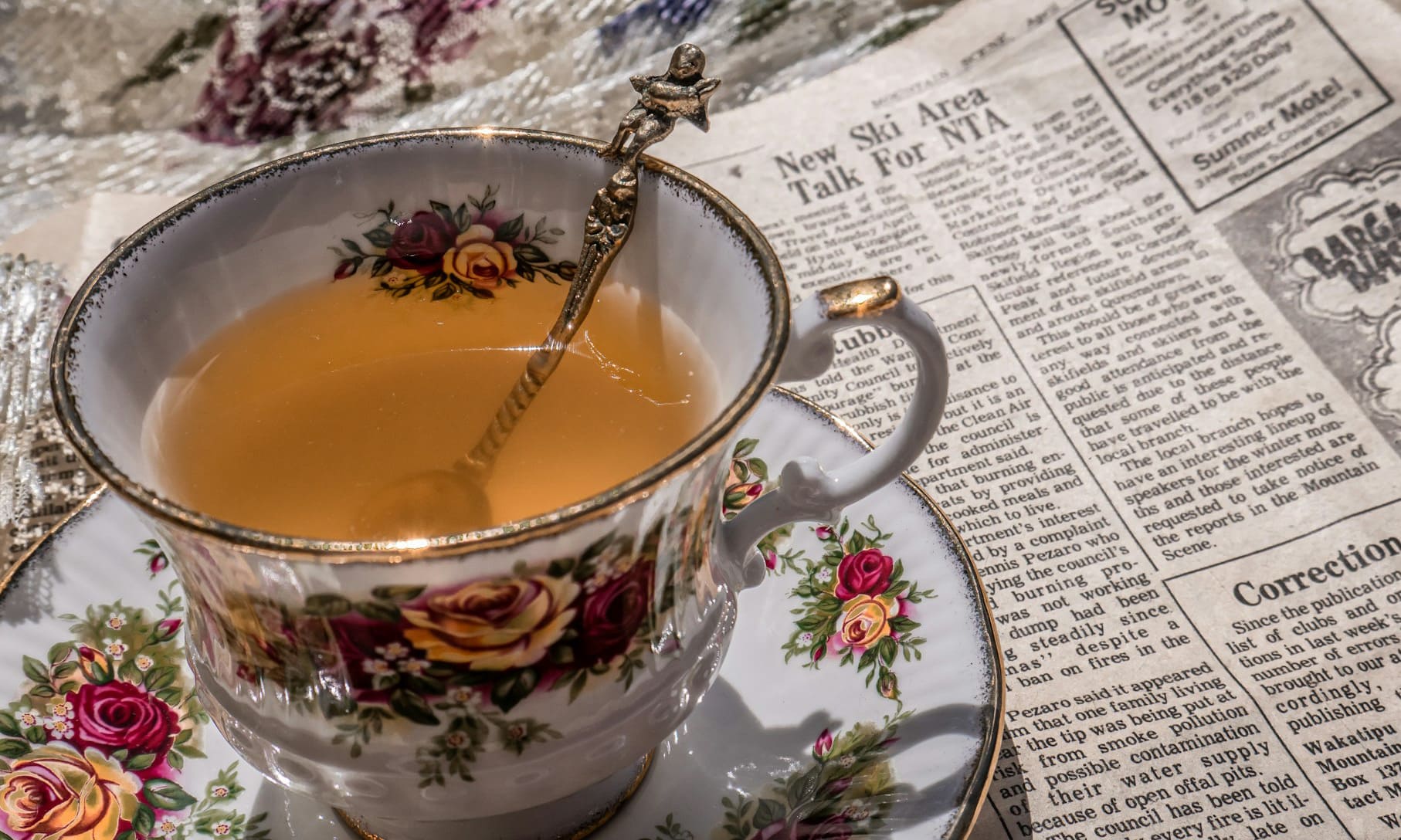 Более 240 женщин во Франции заявили, что высокопоставленный чиновник травил их лекарствами