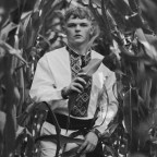 Топ-10 материалов ноября: что больше всего читали и слушали в этом месяце