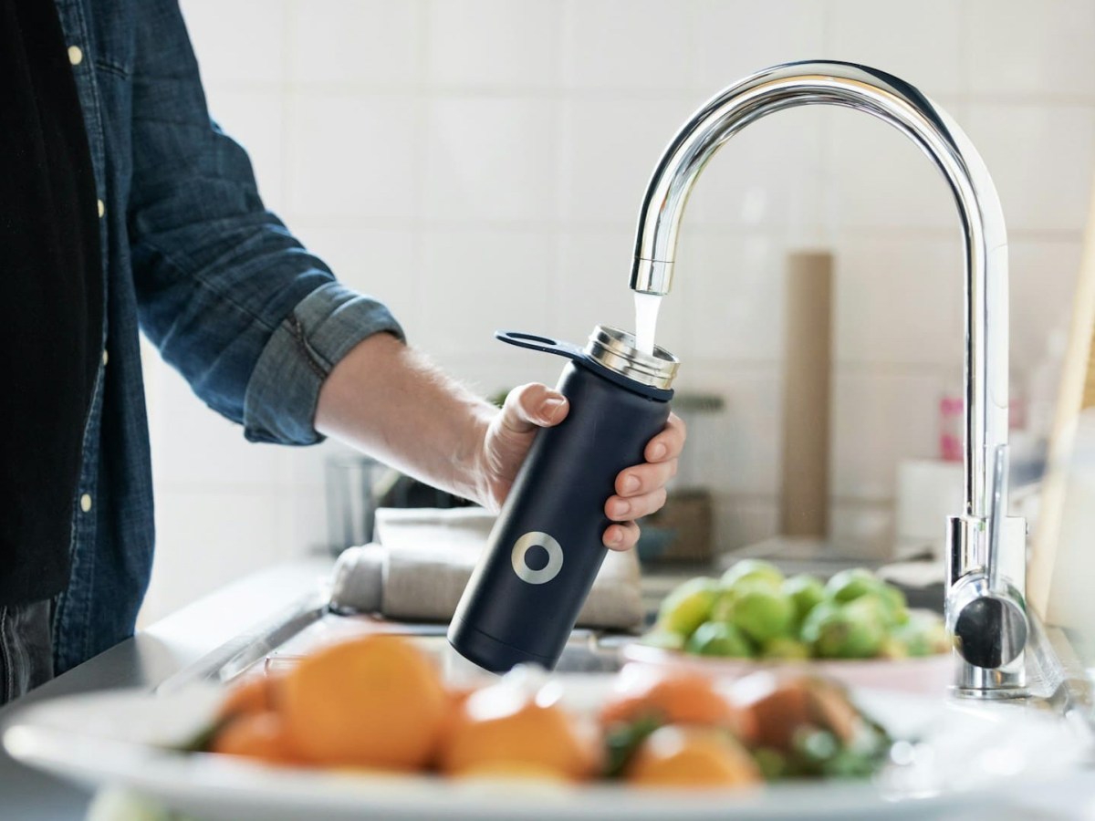 Почти 300 человек в Индии пострадали из-за загрязнения питьевой воды, десять — умерли