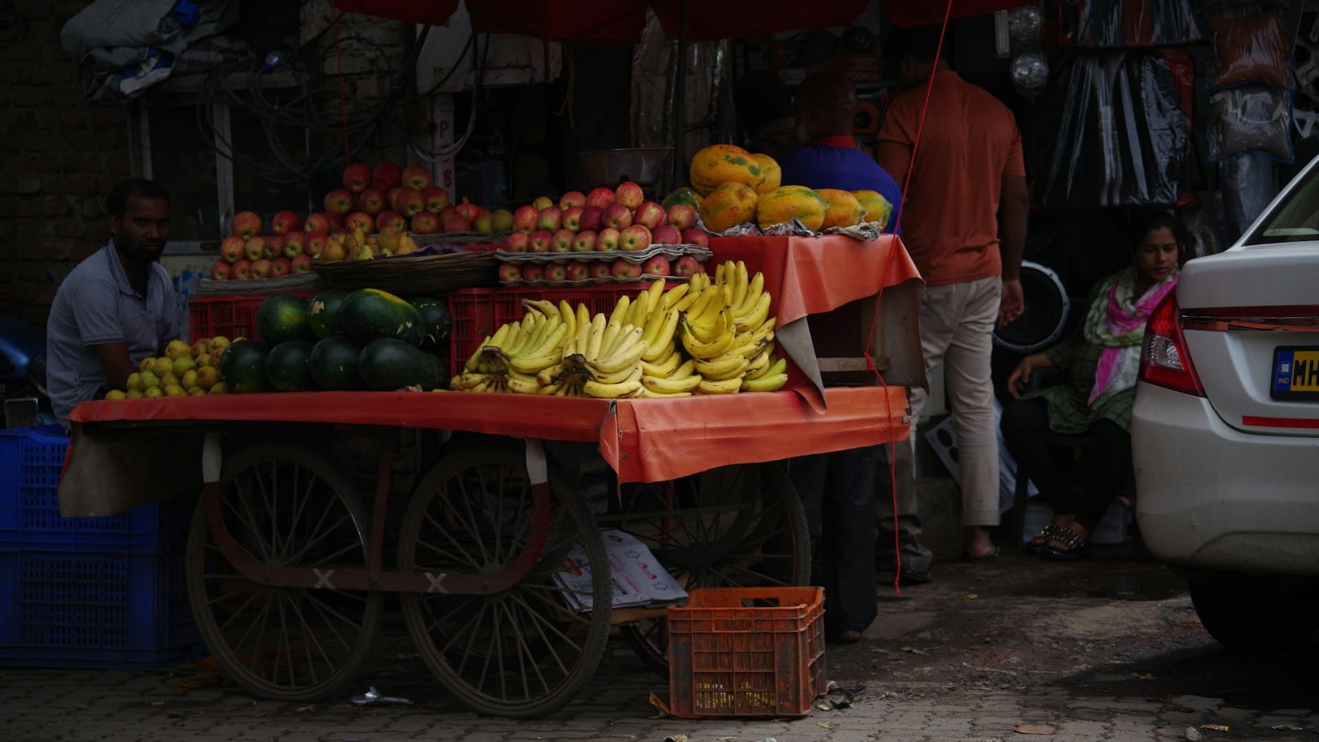 Торговцы фруктами в Индии травили покупателей крысиным ядом