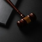 Суд над парой отравителей из Висконсина начнется лишь в марте 2027 года