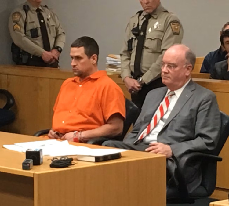 Мужчина ответит в суде по обвинению в отравлении жены