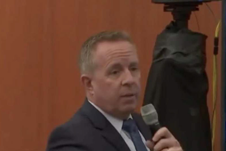 Суд над Коури Ричинс продолжается